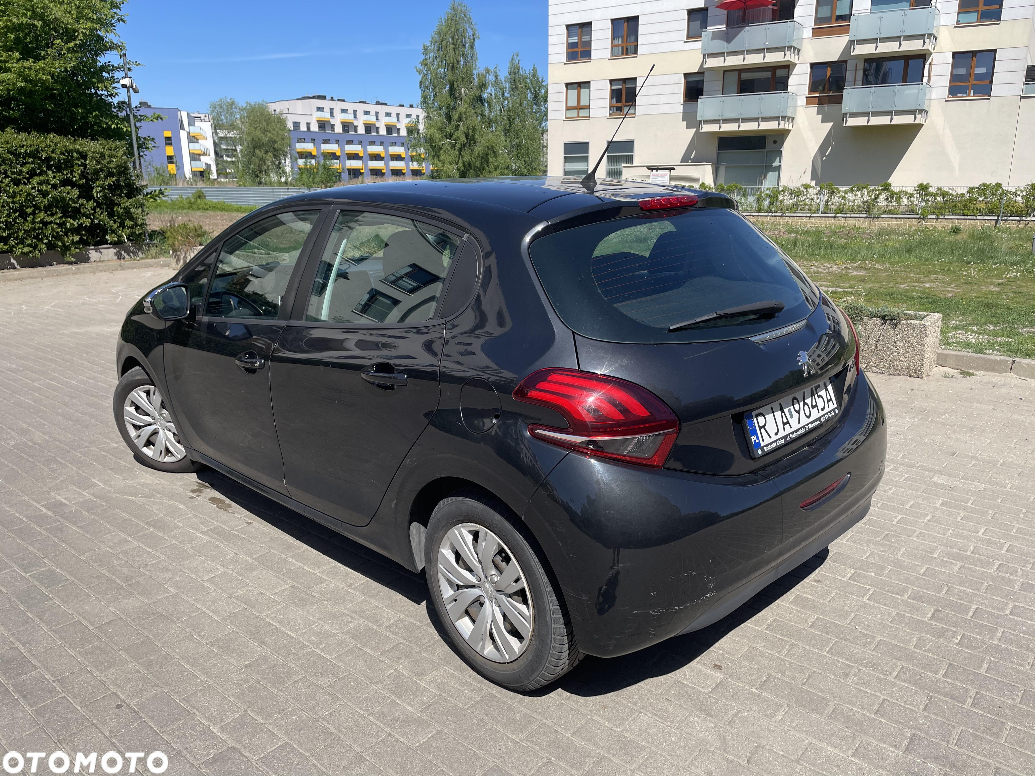 Peugeot 208 1.4 HDi Active - 5