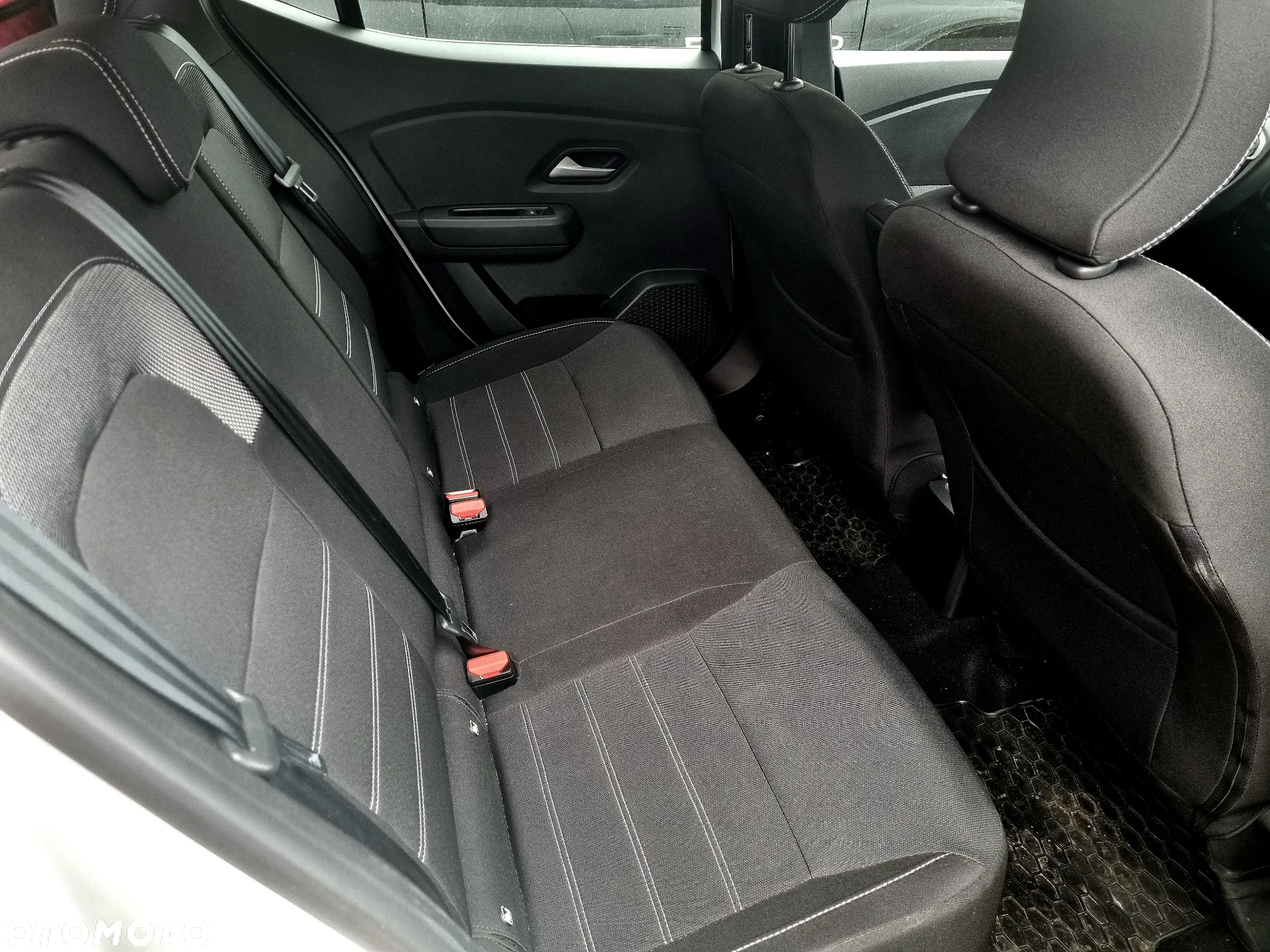 Dacia Sandero 1.0 TCe Expression - 10