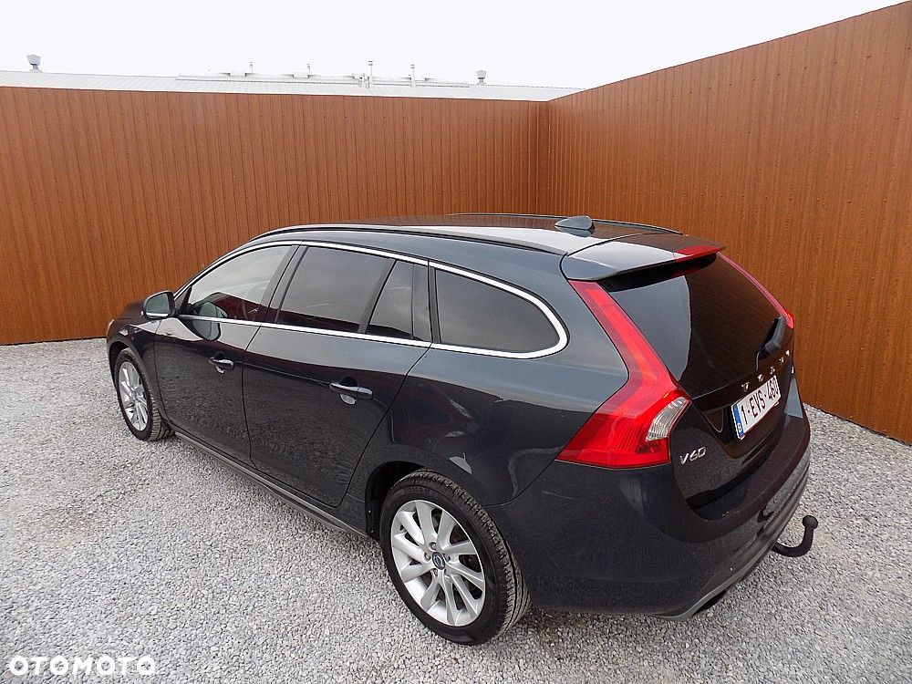 Volvo V60 Cross Country D3 Kinetic - 3