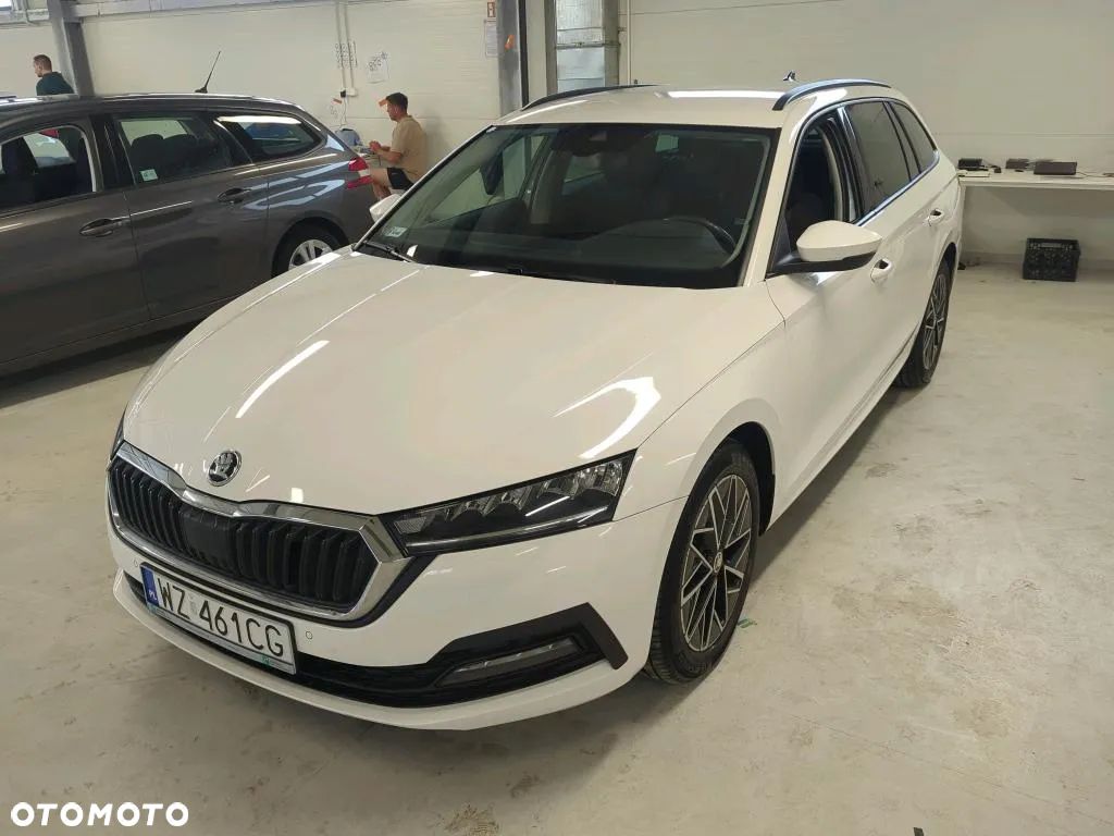 Skoda Octavia 2.0 TDI Ambition DSG - 1