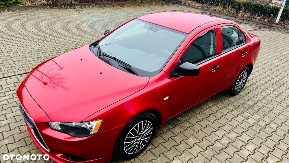 Mitsubishi Lancer - 10