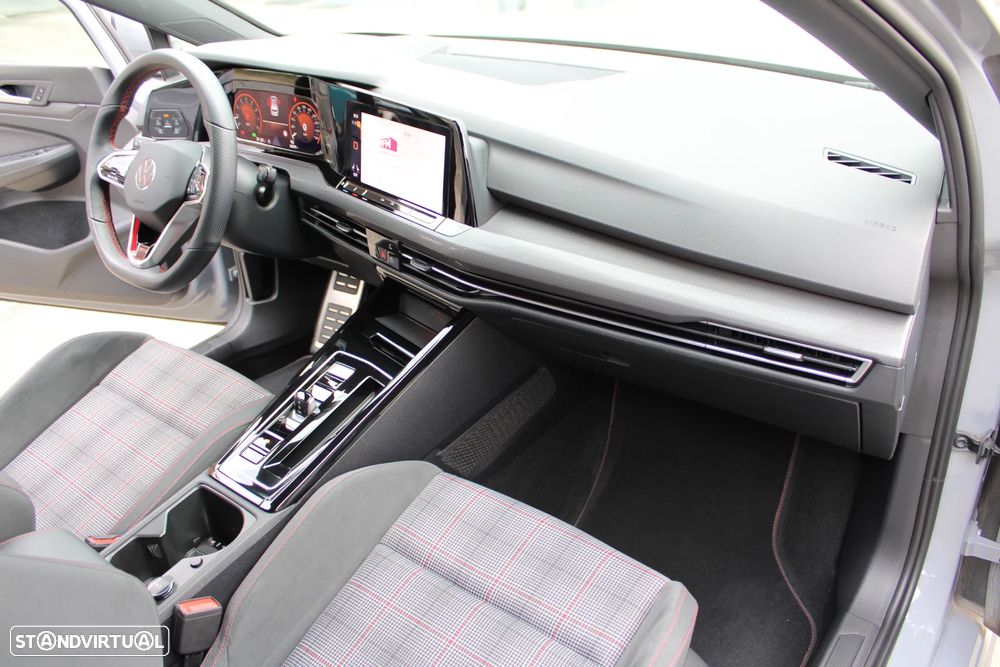VW Golf 2.0 TSI GTI DSG Performance - 23