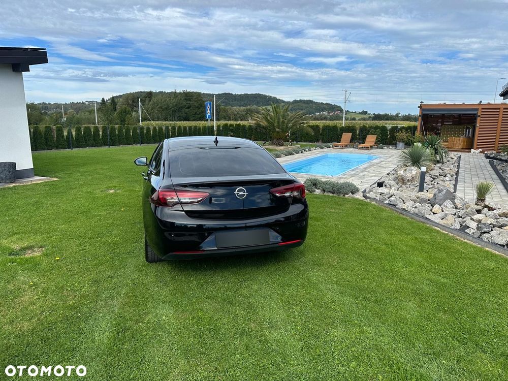 Opel Insignia - 17