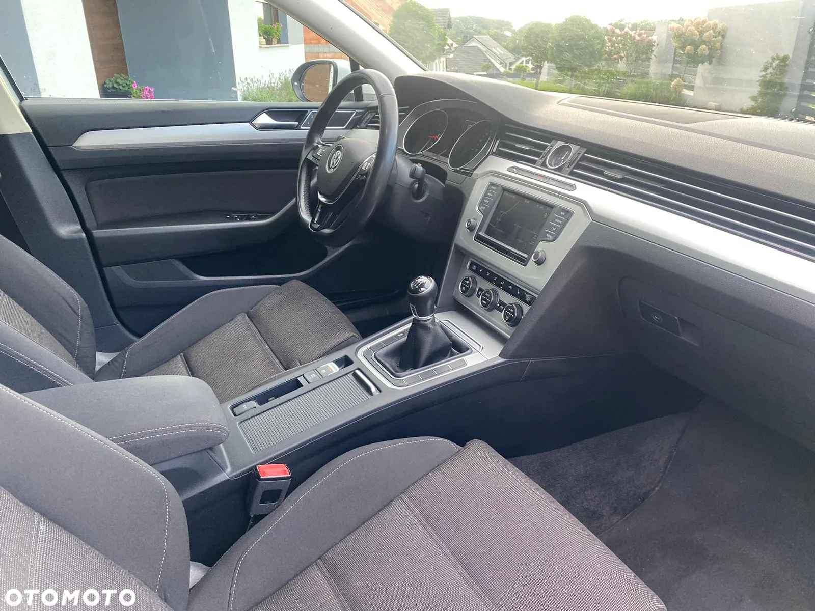 Volkswagen Passat Variant 2.0 TDI (BlueMotion Technology) Comfortline - 19