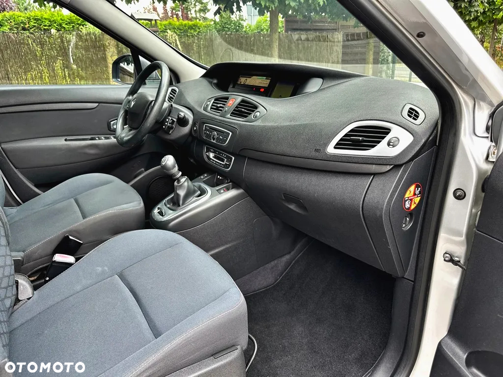 Renault Scenic 1.5 dCi Expression - 10