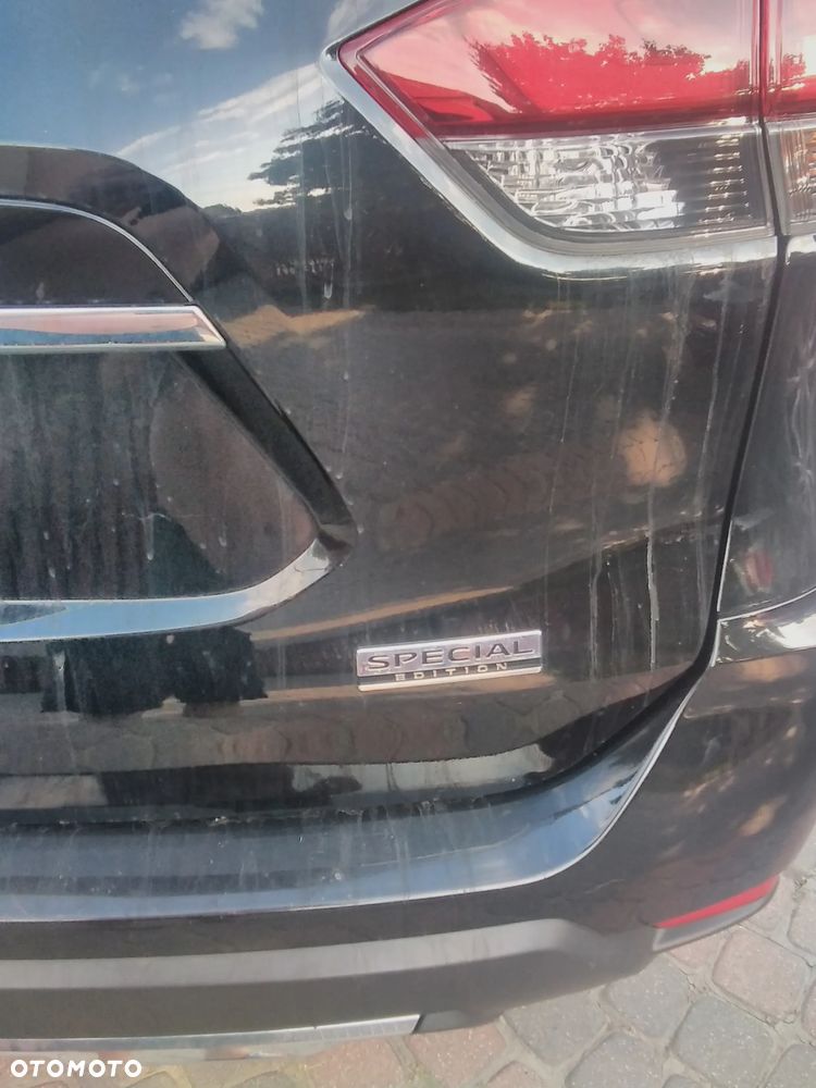 Nissan Rogue - 2