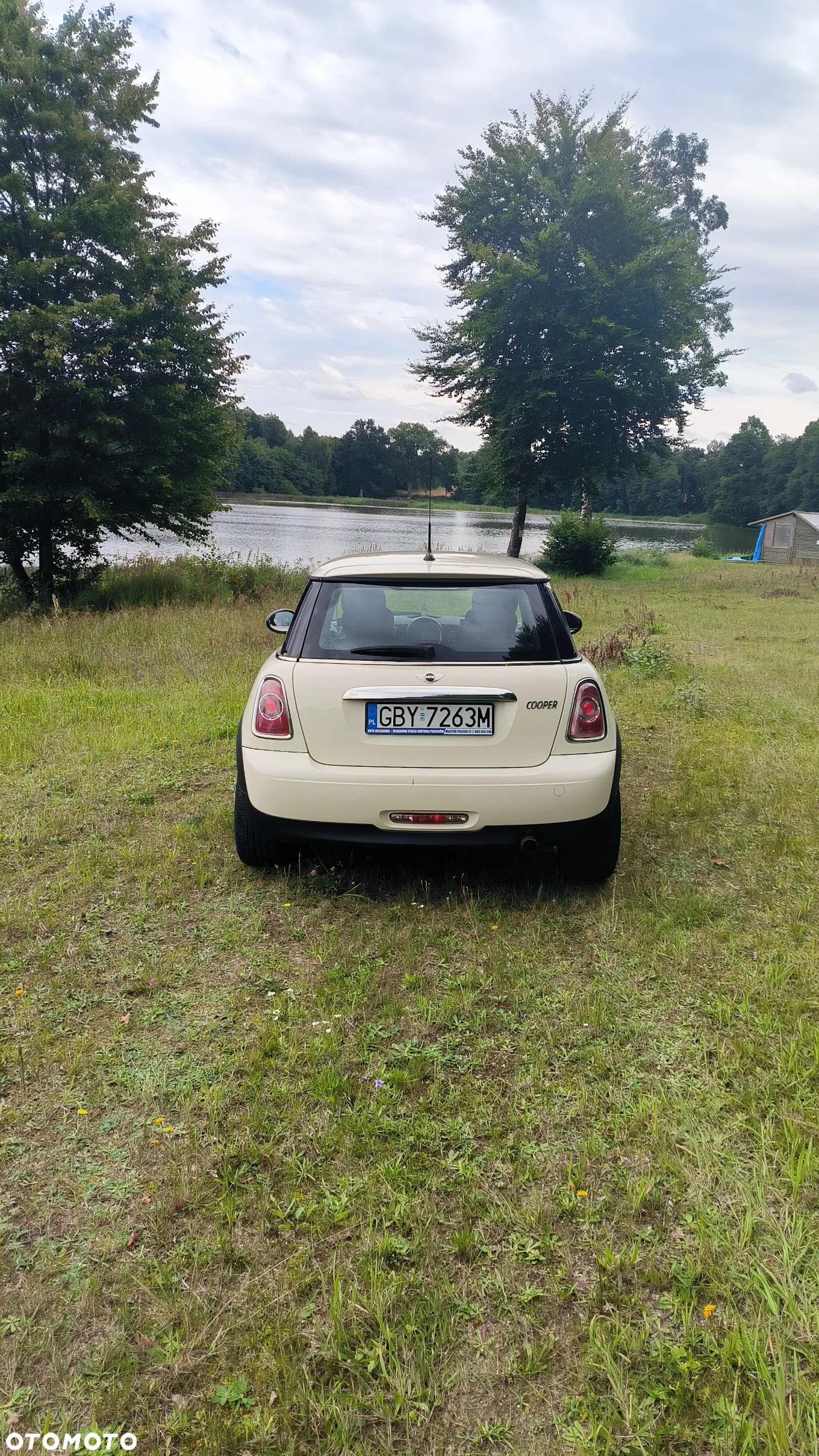 MINI Cooper Standard - 4
