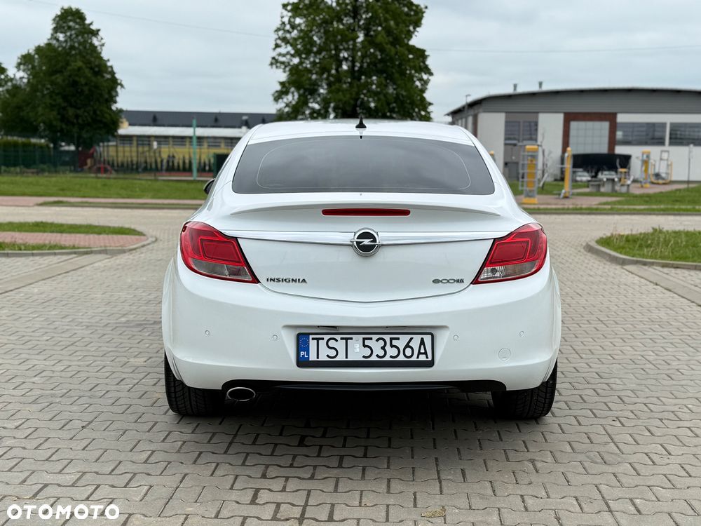 Opel Insignia - 18