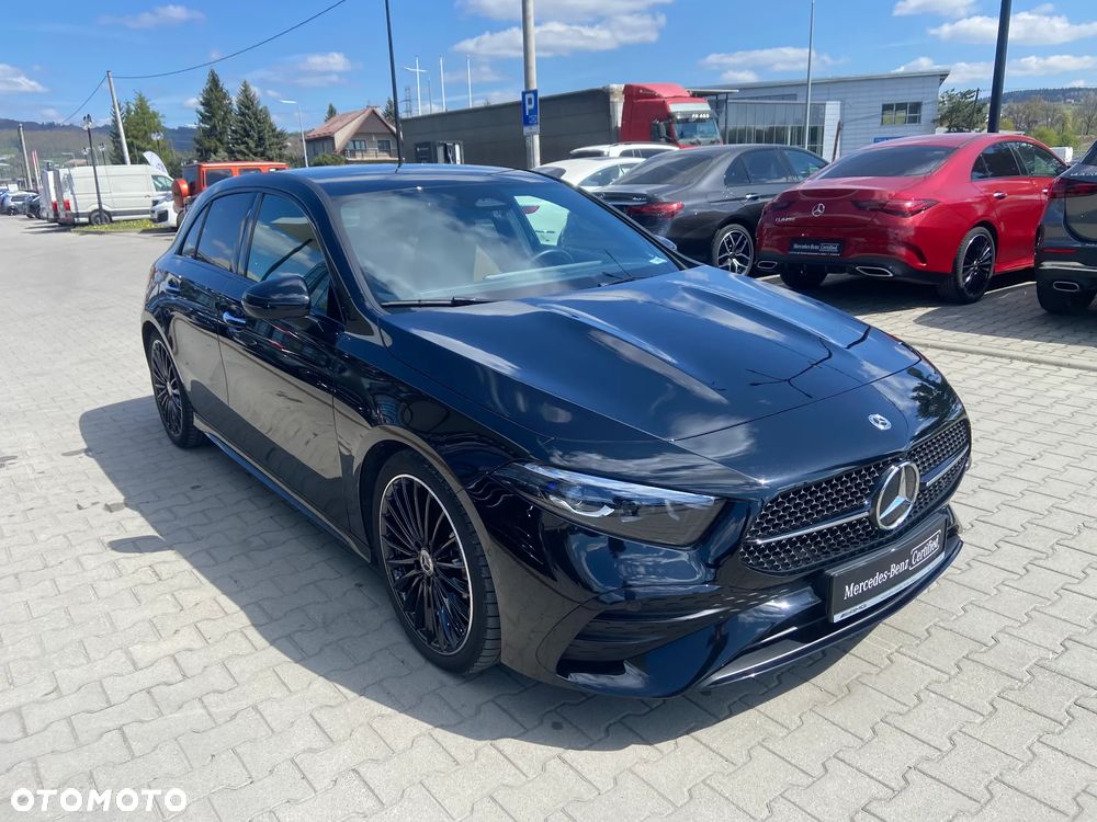 Mercedes-Benz Klasa A 200 AMG Line 7G-DCT - 3