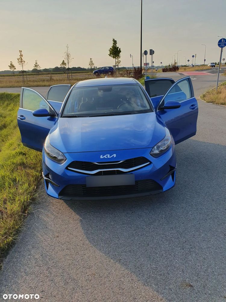 Kia Ceed 1.5 T-GDI M - 4
