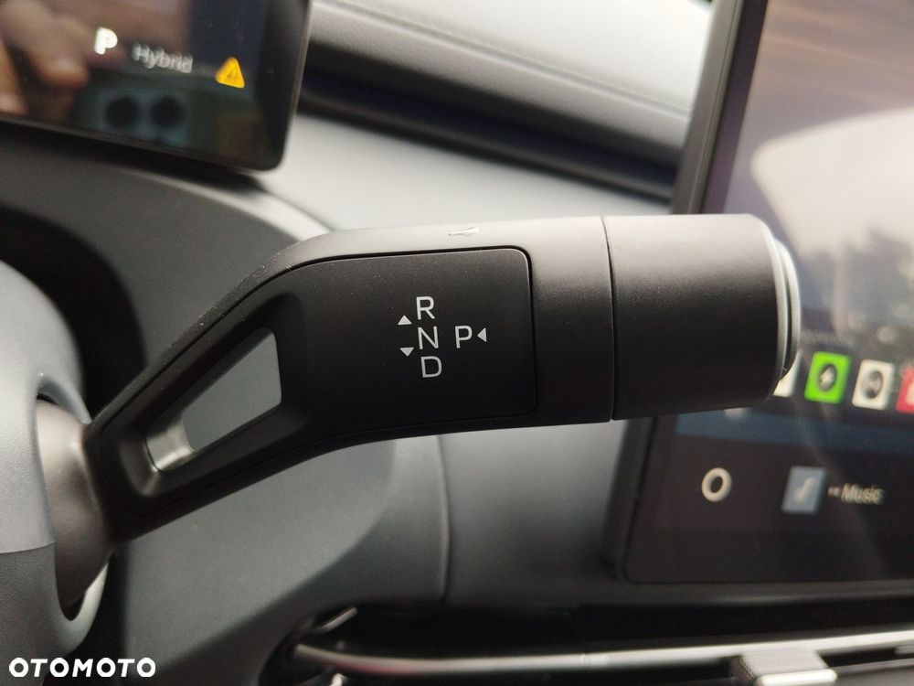 Geely Starray EM-i 1.5 PHEV Max - 25