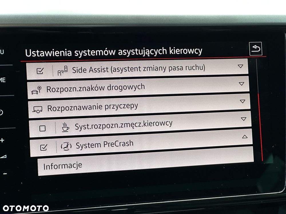 Volkswagen Arteon 2.0 TDI SCR 4Motion DSG R-Line - 36