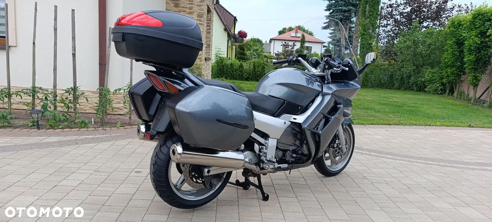 Yamaha FJR - 7