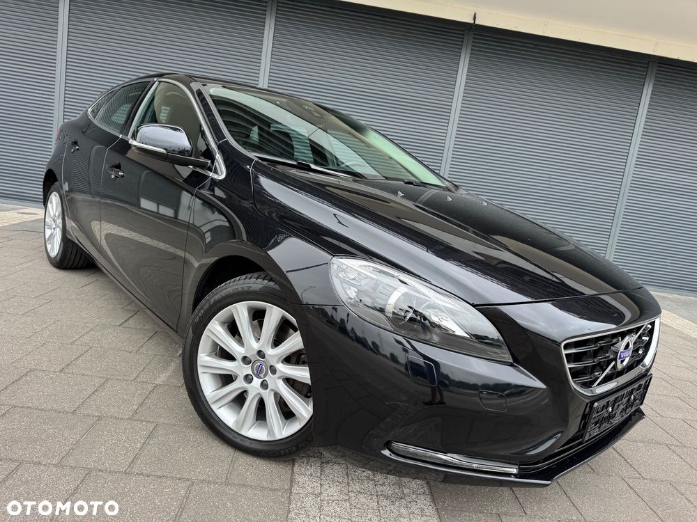 Volvo V40 D4 Geartronic Momentum - 38