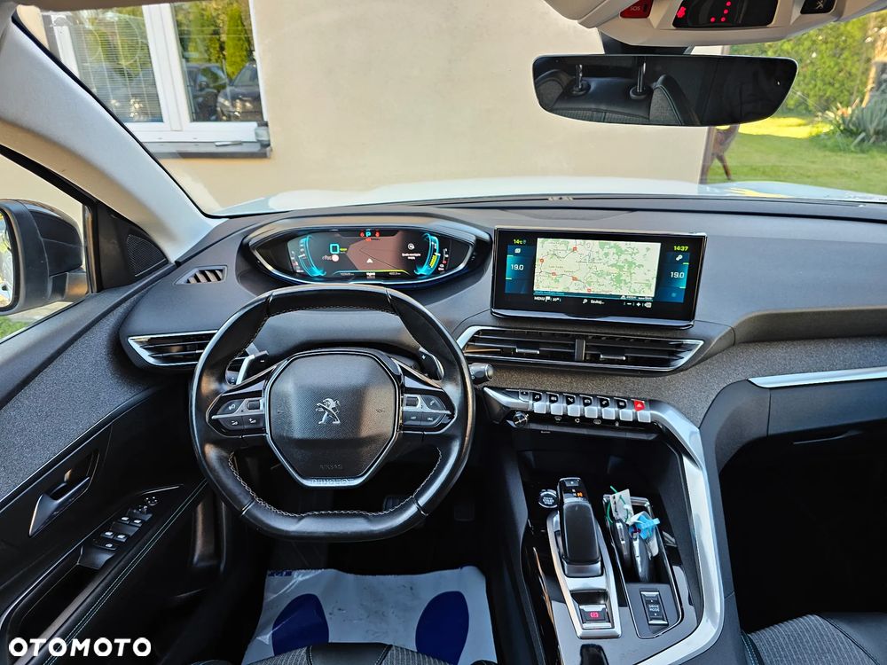 Peugeot 3008 Hybrid 225 e-EAT8 Allure Pack - 25