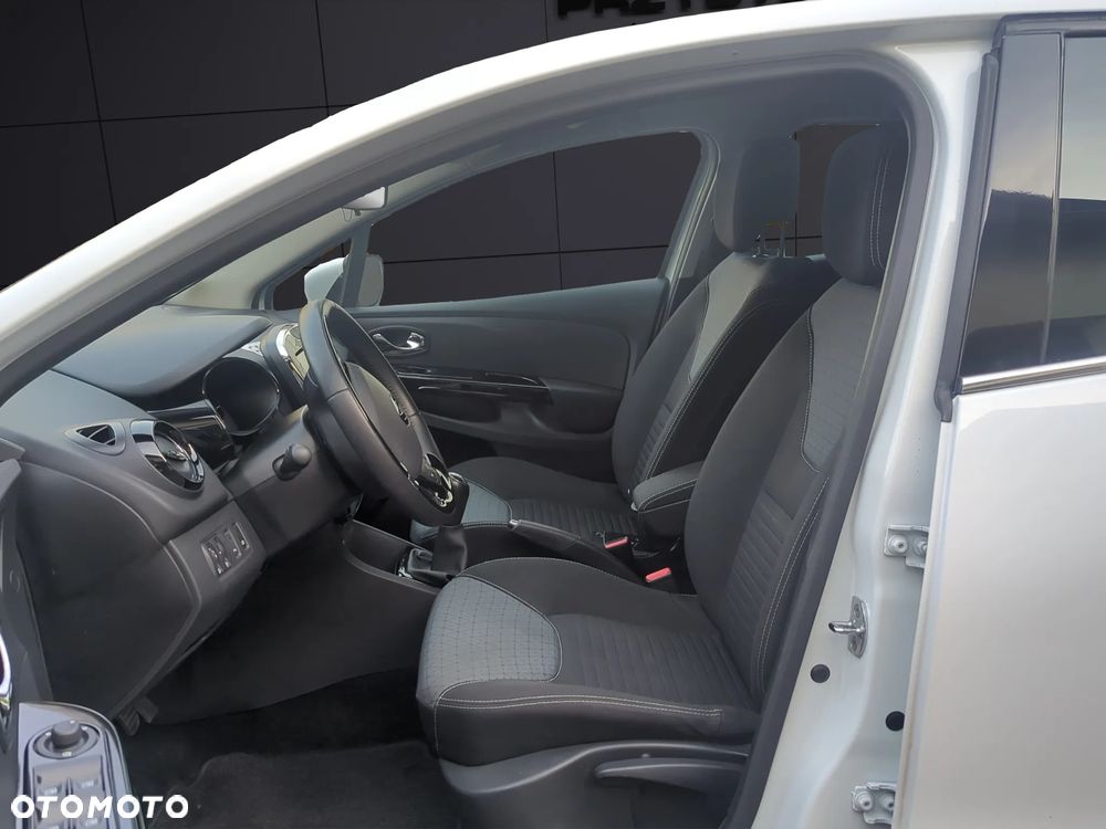 Renault Clio TCe 90 Luxe - 15