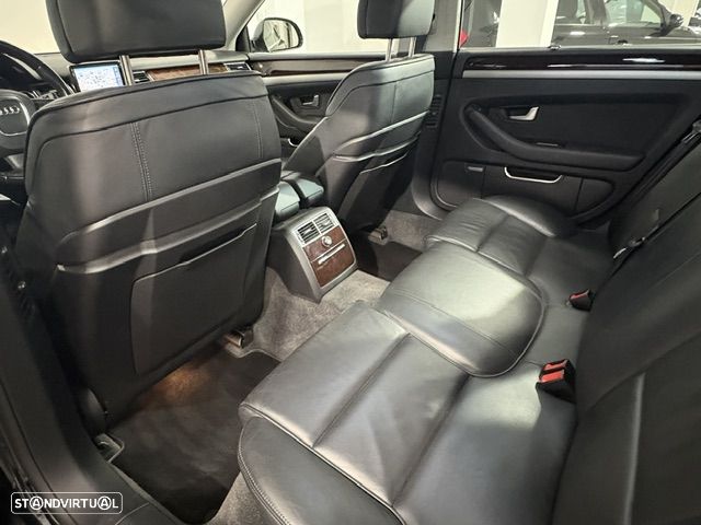 Audi A8 3.0 TDi V6 quattro Tiptronic - 21