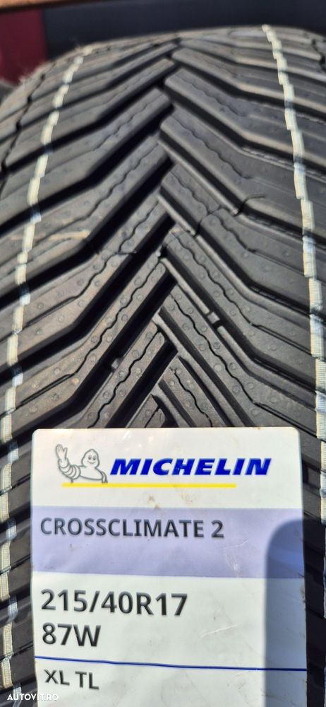 215 40 17 Michelin Allseason - 3