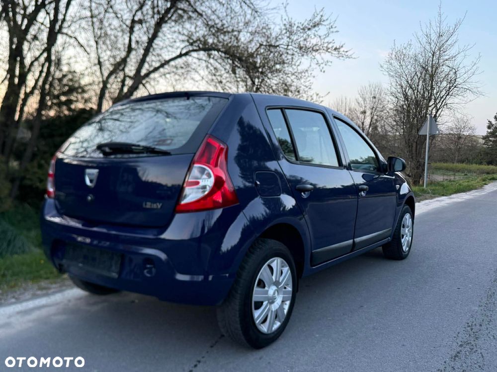 Dacia Sandero 1.2 16V Laureate - 4