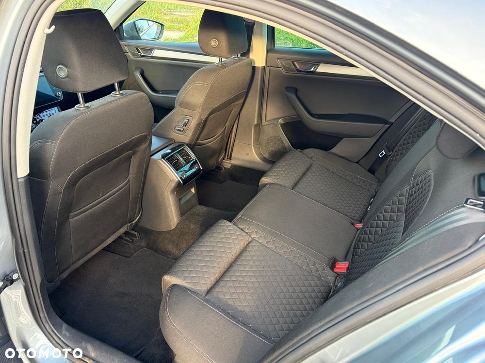 Skoda Superb 2.0 TSI Style DSG - 10
