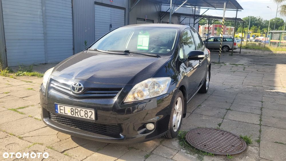 Toyota Auris 1.4 D-4D Premium MM - 26