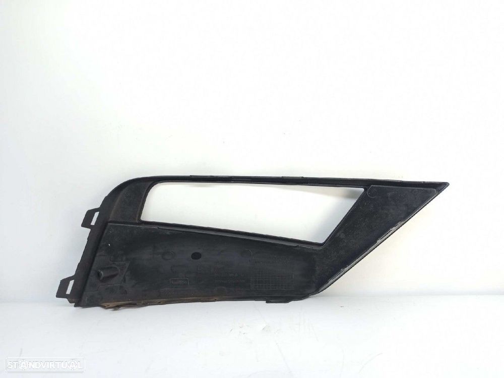 TRIM DO FAROL DE NEVOEIRO SEAT LEON (5F1) STYLE - 4