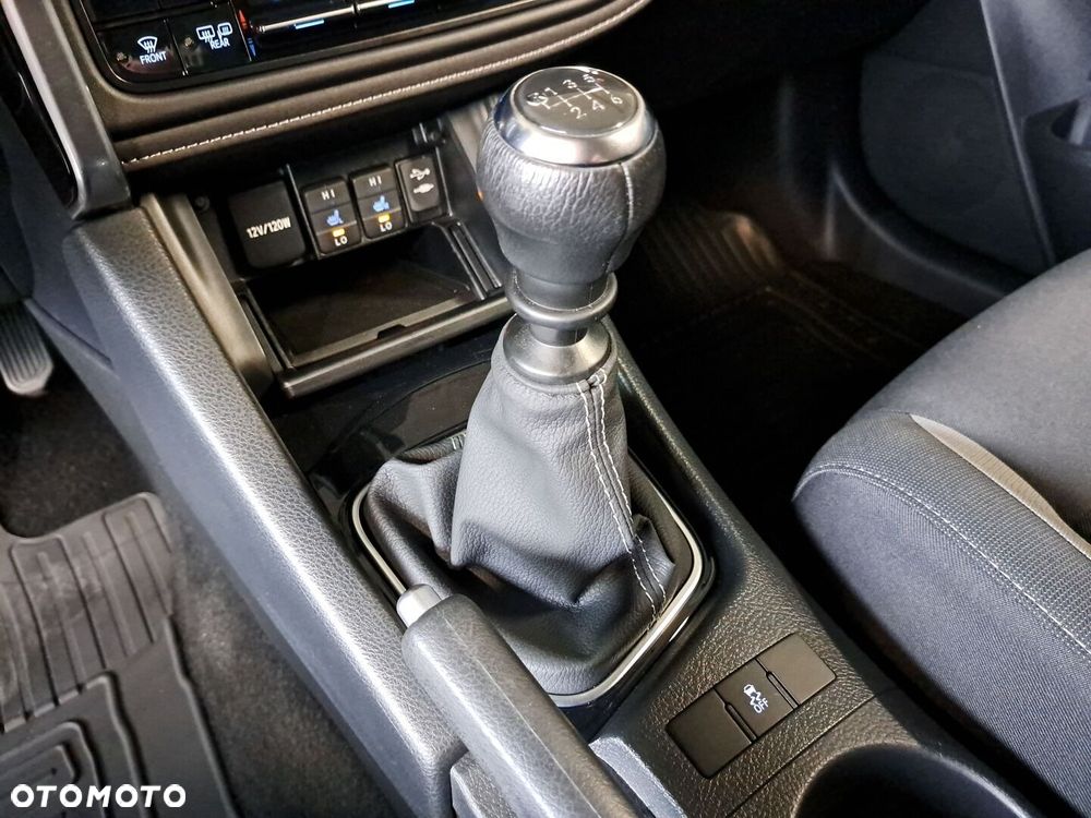 Toyota Auris - 29