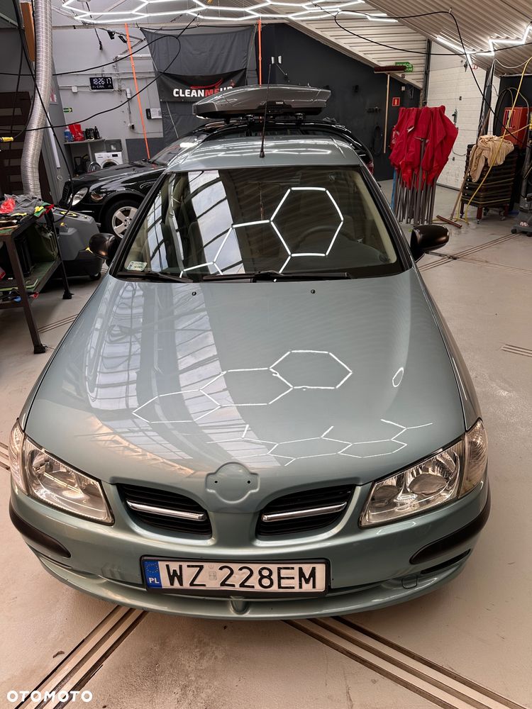 Nissan Almera 1.8 Comfort - 4