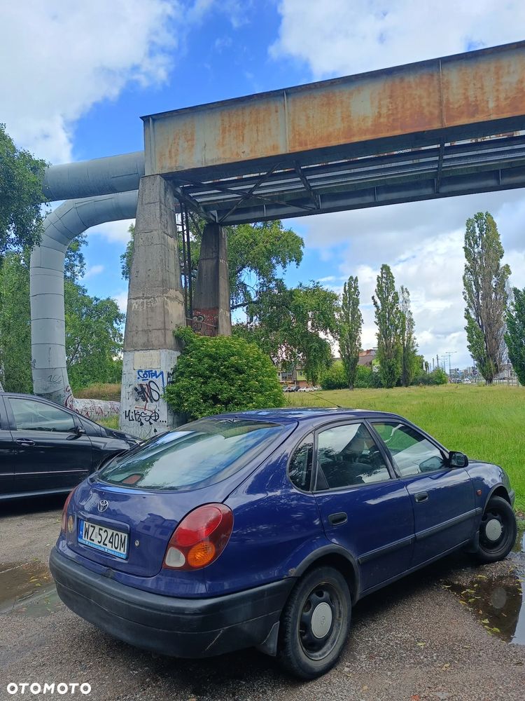 Toyota Corolla 1.4 Terra1 - 1
