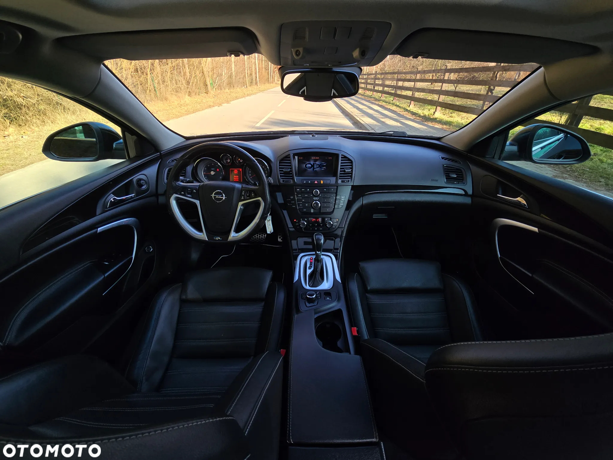Opel Insignia 2.8 V6 Turbo Sports Tourer 4x4 Automatik OPC - 8
