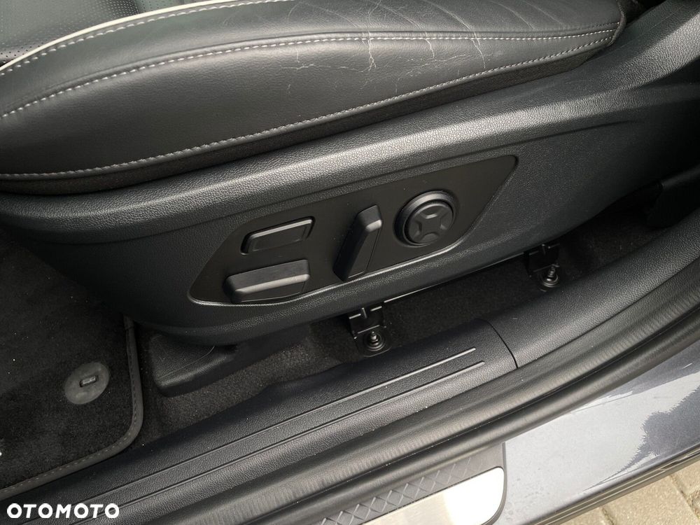 Kia Sorento - 12
