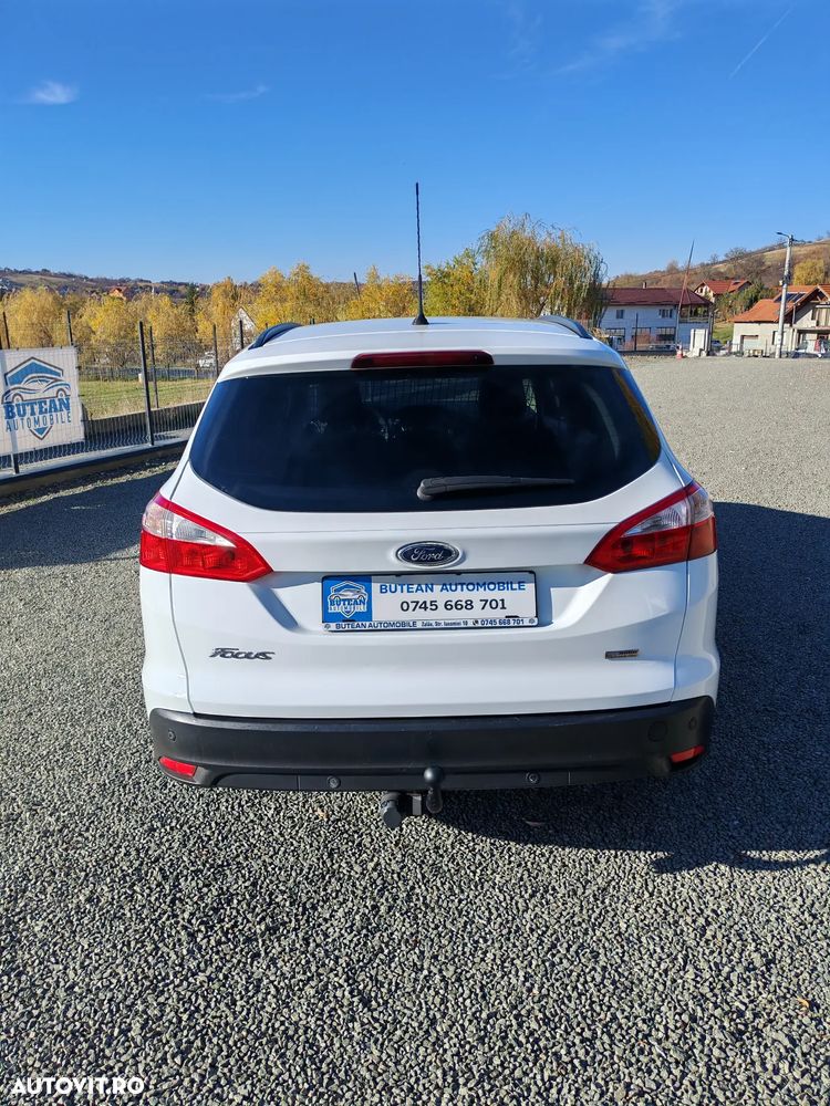 Ford Focus Turnier 1.0 EcoBoost Start-Stopp-System Business Edition - 4