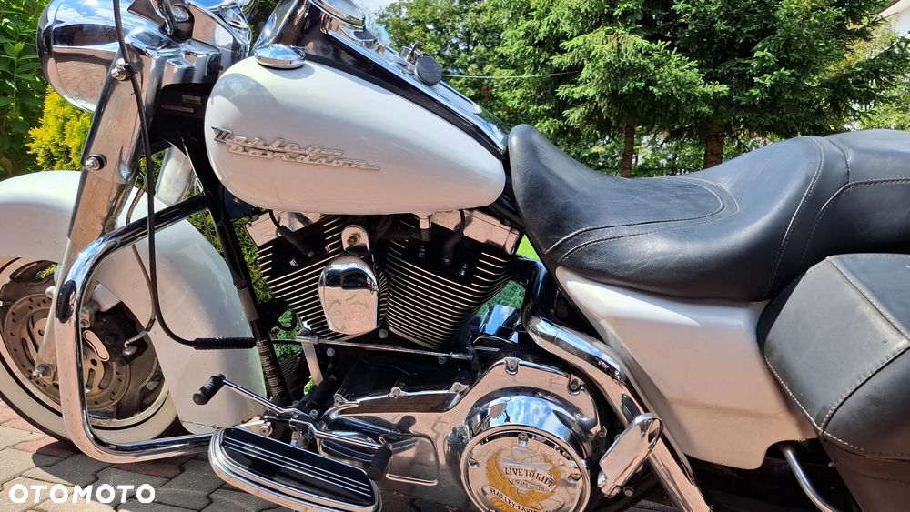 Harley-Davidson Touring Road King - 17