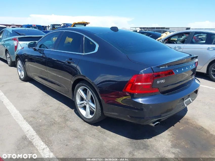 Volvo S90 T5 Geartronic Momentum - 4
