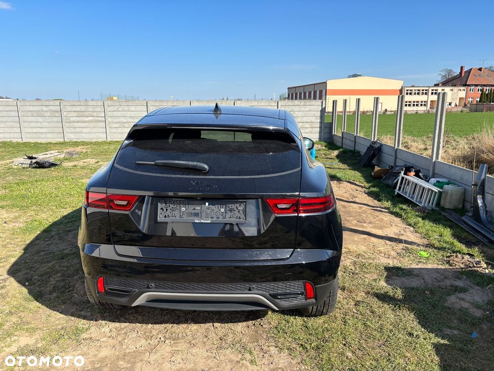 Jaguar E-Pace P160 R-Dynamic HSE - 8