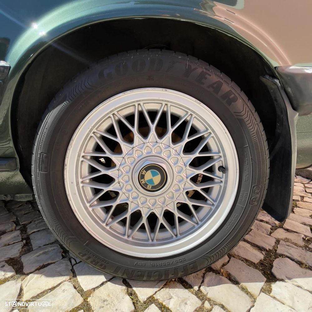 BMW 325 i Cabriolet - 17