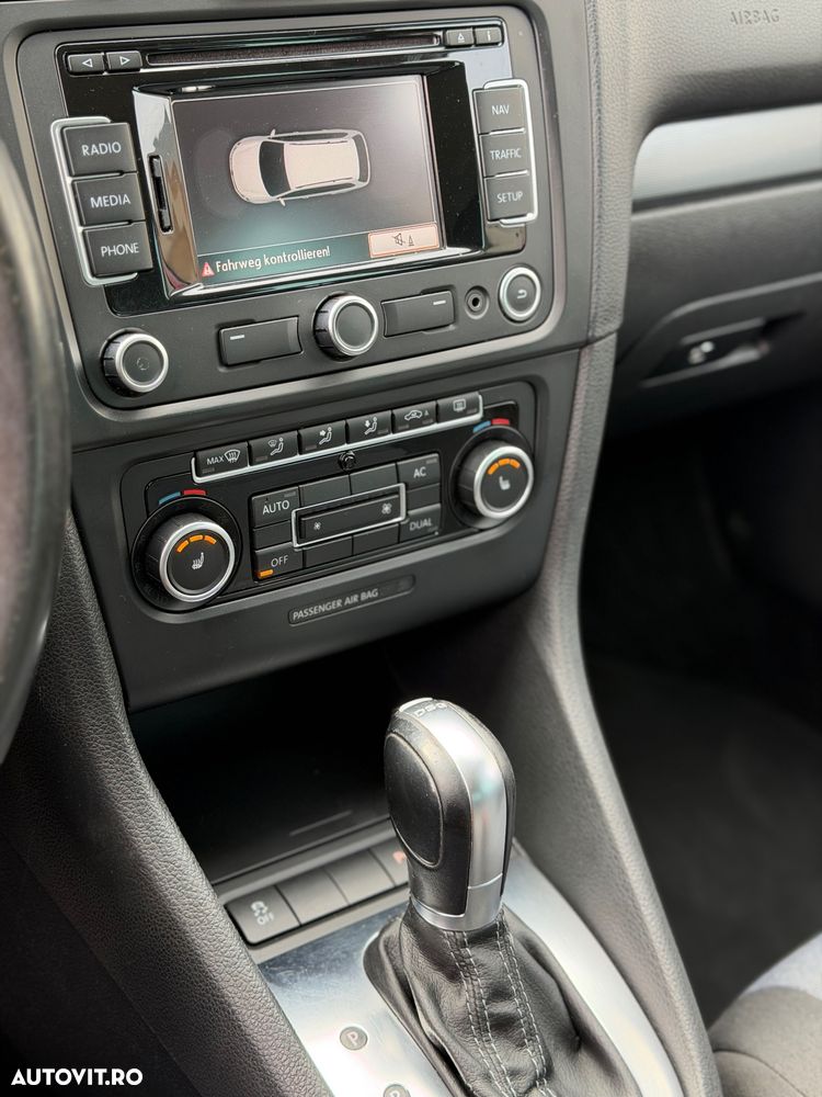 Volkswagen Golf 2.0 TDI DPF DSG Style - 9