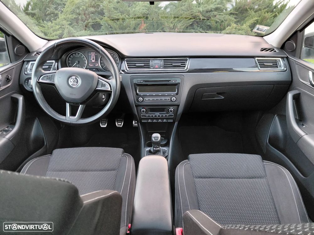 Skoda Rapid Spaceback 1.6 TDi Elegance - 2