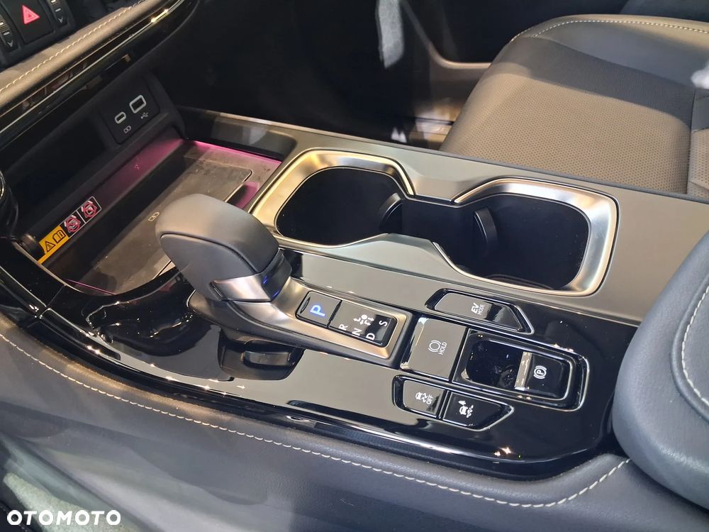 Lexus NX 350h Prestige AWD - 18