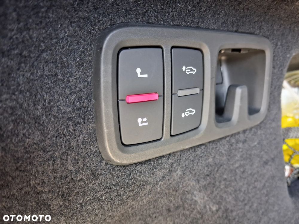 Audi Q8 TDI mHEV 210 kW Quattro Tiptronic - 38