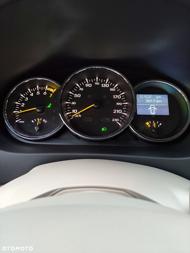 Renault Fluence 1.6 16V Privilege - 24