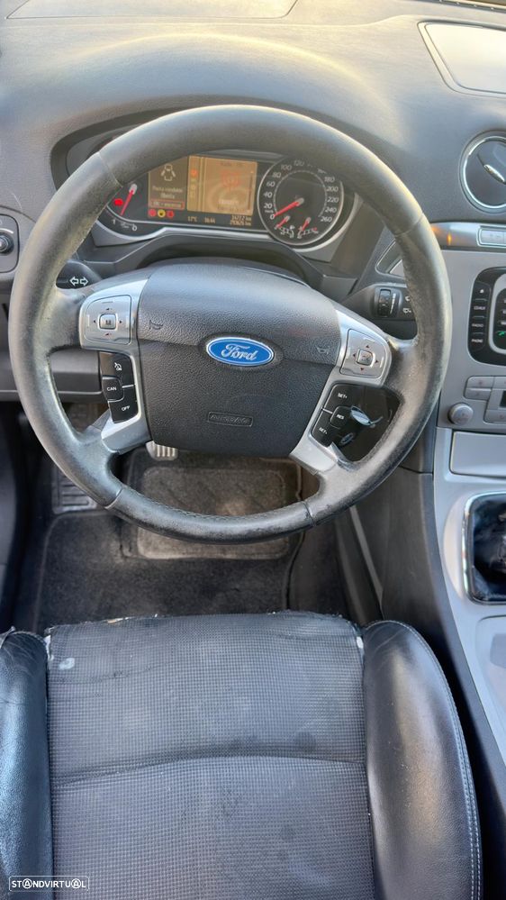 Ford S-Max 2.0 TDCi Titanium 7L - 11