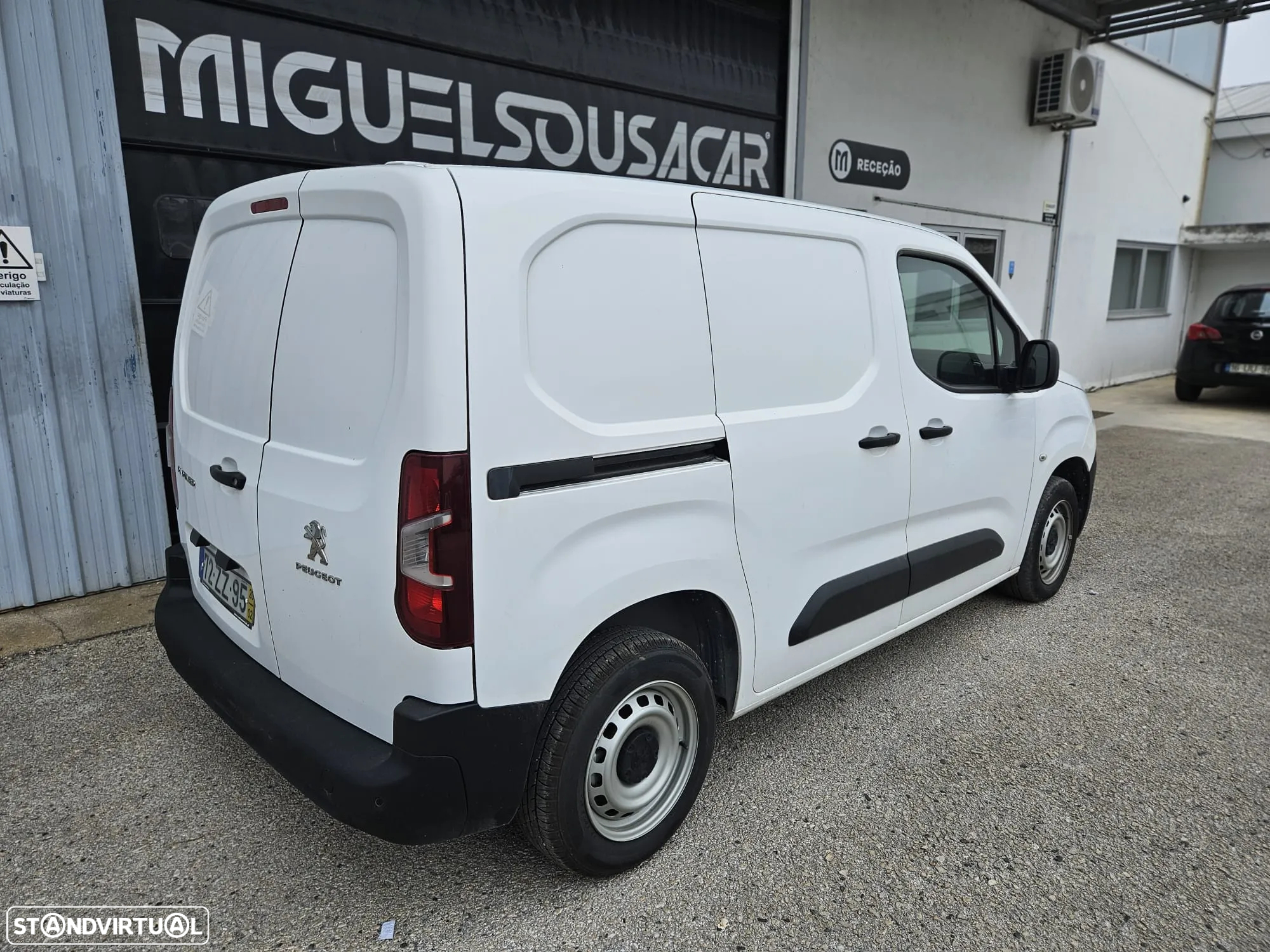 Peugeot Partner 1.5BlueHDI 102cv 3Lugares - 4