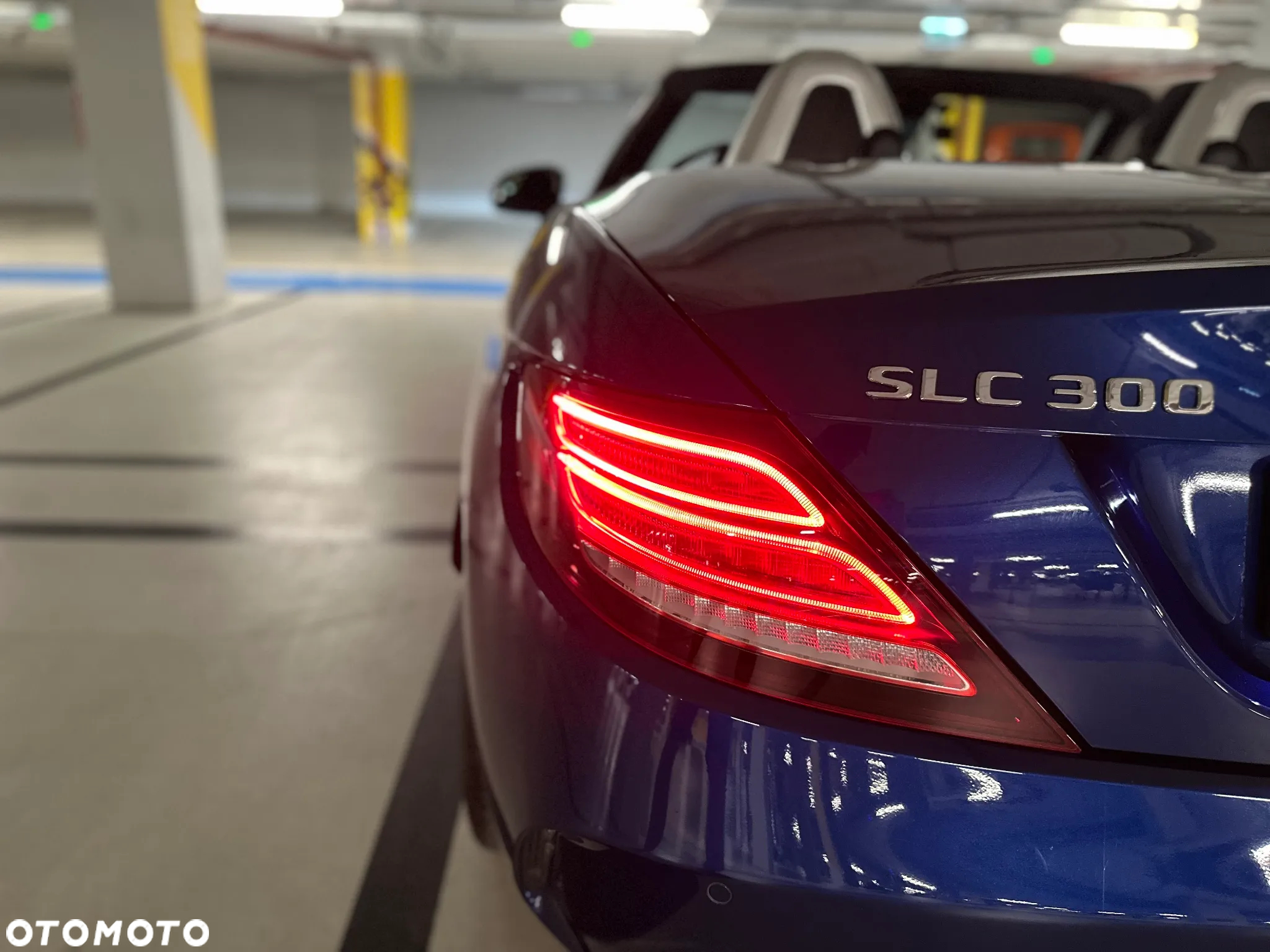 Mercedes-Benz SLC 300 9G-Tronic - 4