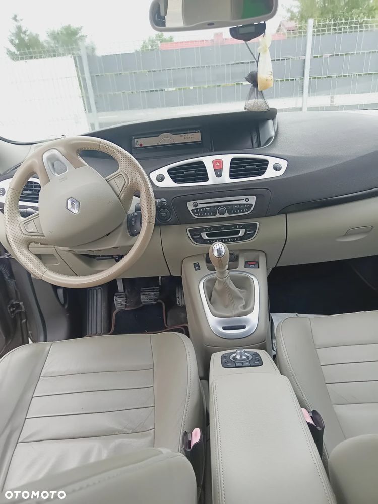 Renault Scenic 1.4 16V TCE Expression - 8