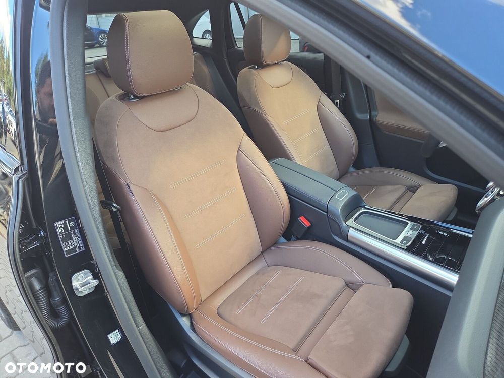 Mercedes-Benz GLA 200 AMG Line - 22