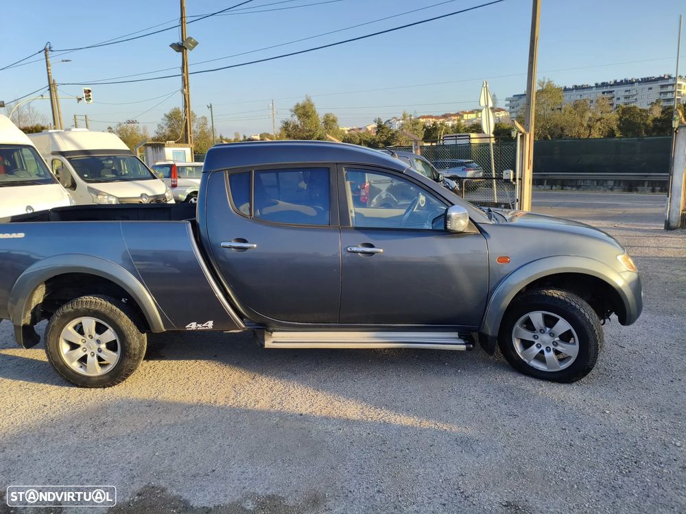 Mitsubishi L200 Pick Up 4x4 Inform Cabine Dupla - 6