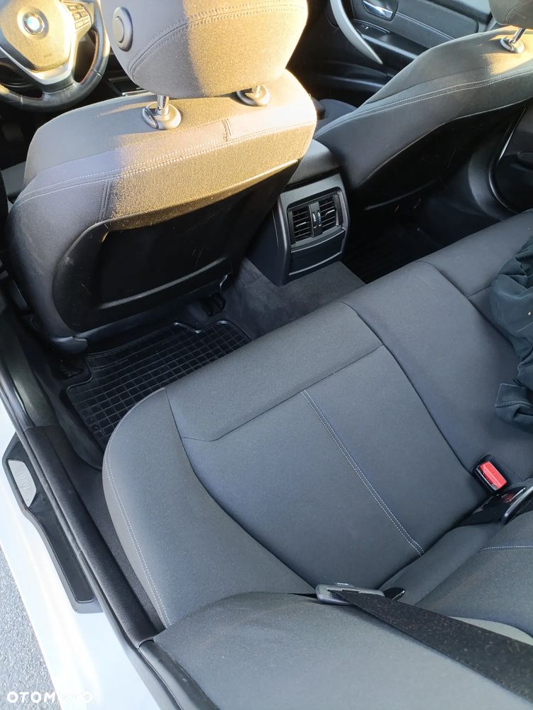 BMW Seria 3 - 14