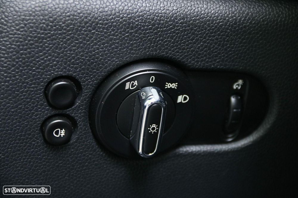 MINI 3 Portas John Cooper Works Essential - 21
