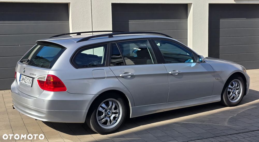 BMW Seria 3 320d - 14